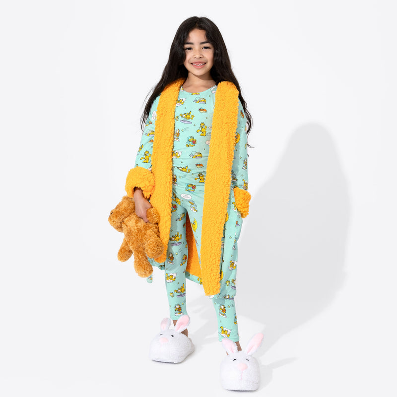 Garfield: Lazy Mondays Bamboo Kids Sherpa Robe